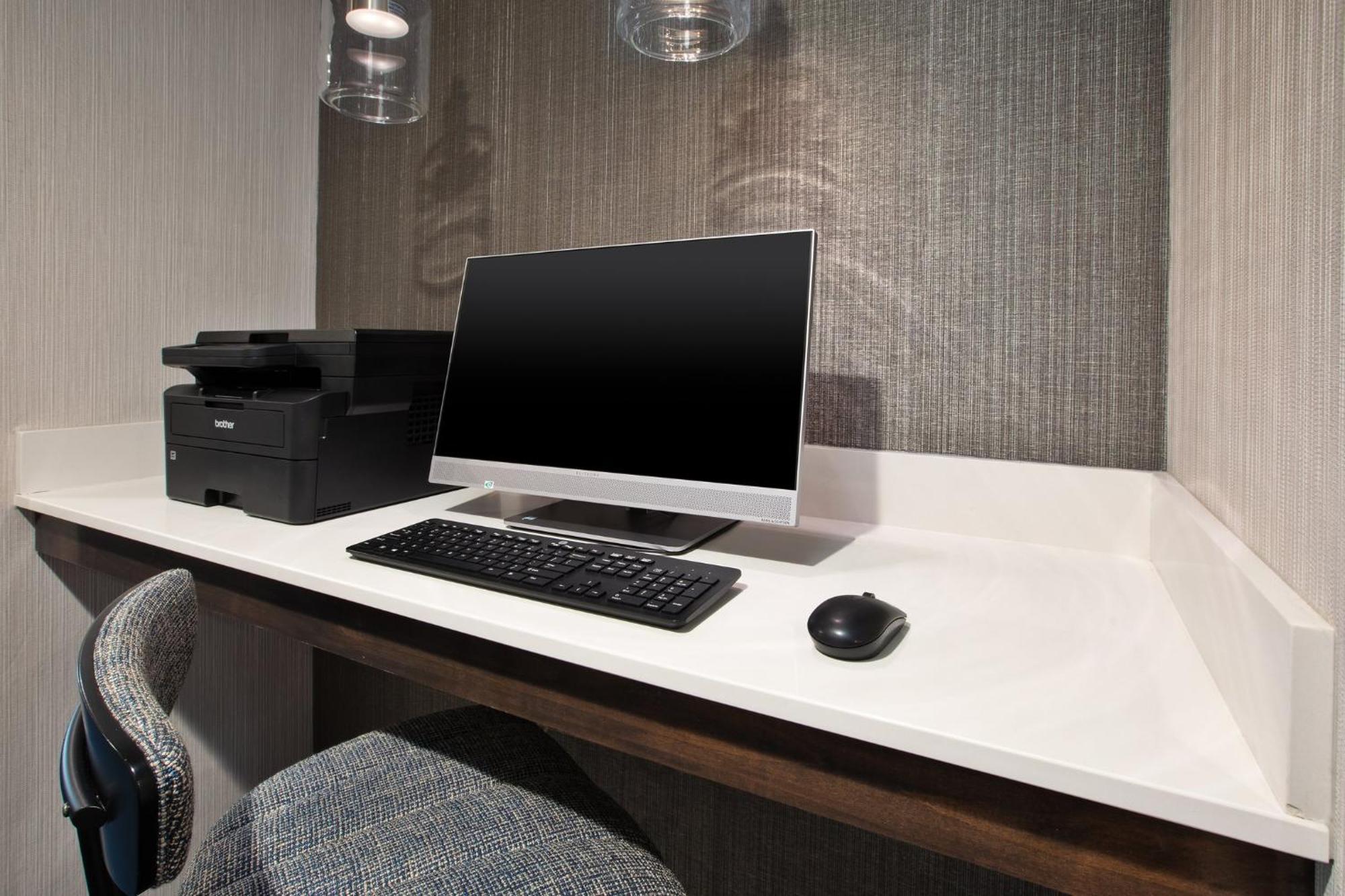 ספרטנבורג Holiday Inn Express & Suites I-26 & Us 29 At Westgate Mall By Ihg מראה חיצוני תמונה
