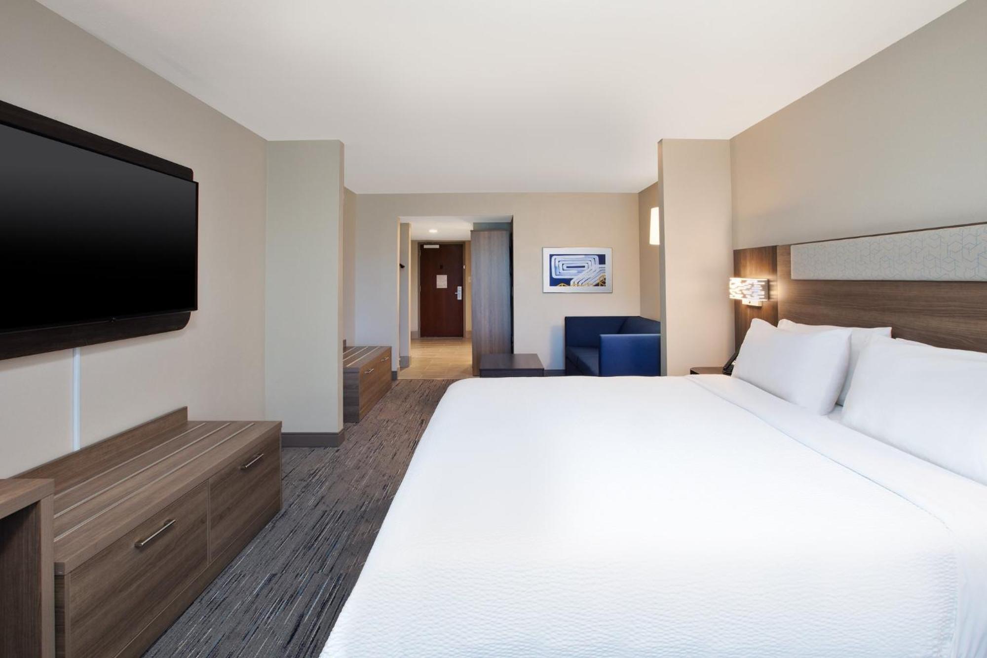 ספרטנבורג Holiday Inn Express & Suites I-26 & Us 29 At Westgate Mall By Ihg מראה חיצוני תמונה